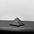 Pyramide Shungite lessenceau1000pendules 107