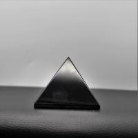 Pyramide Shungite lessenceau1000pendules 105