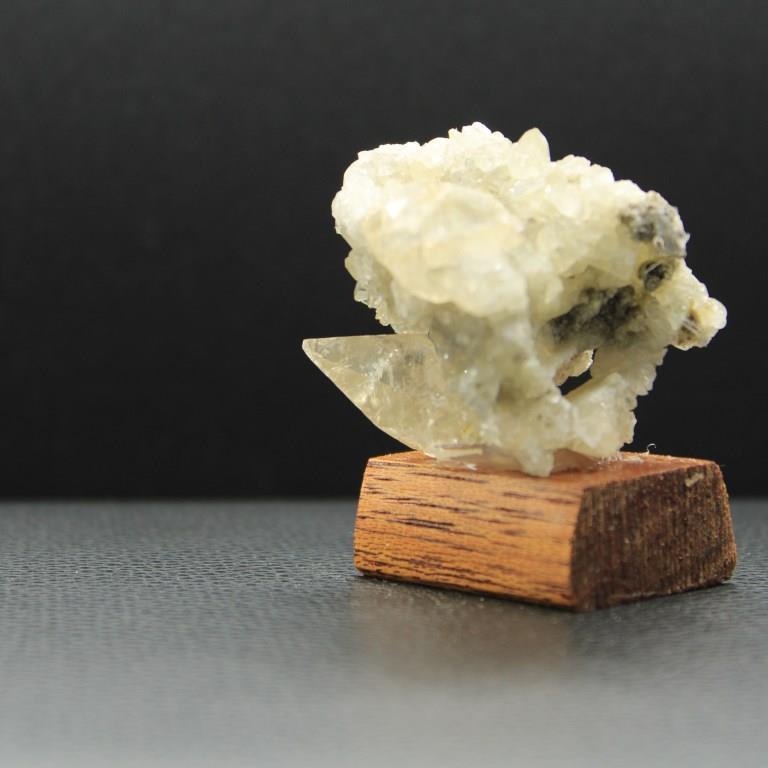 Calcite baryte cristal h81 2 