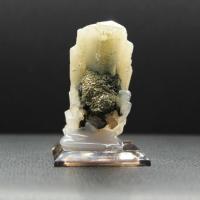 Calcite uv pyrite h82 3 