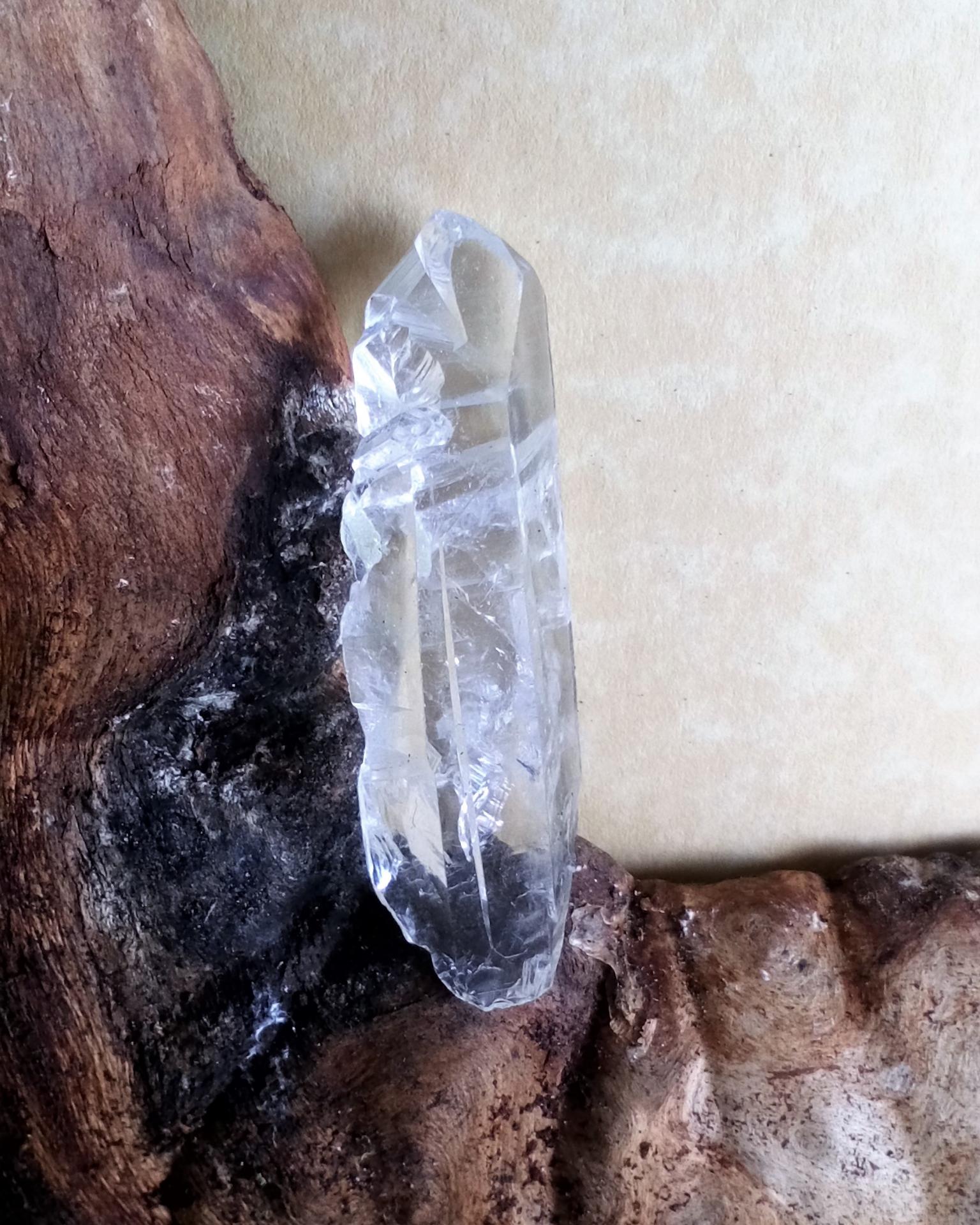 Cristal de roche mine de la guardette 3
