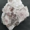 Fluorite uv lessence aux 1000 pendules