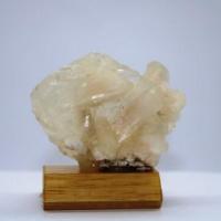 Heulandite apophyllite f06 2 