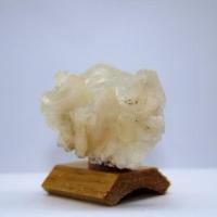 Heulandite apophyllite f06 3 