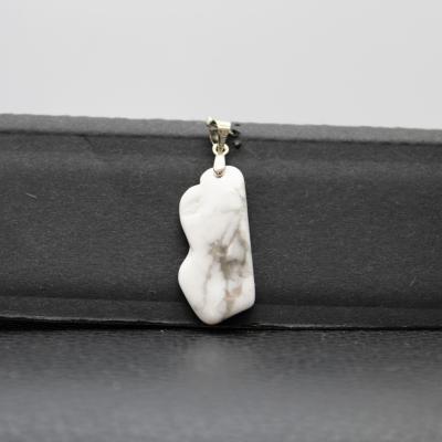 Pendentif Howlite lessence aux 1000 pendules 1