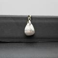 Pendentif Howlite lessence aux 1000 pendules 7