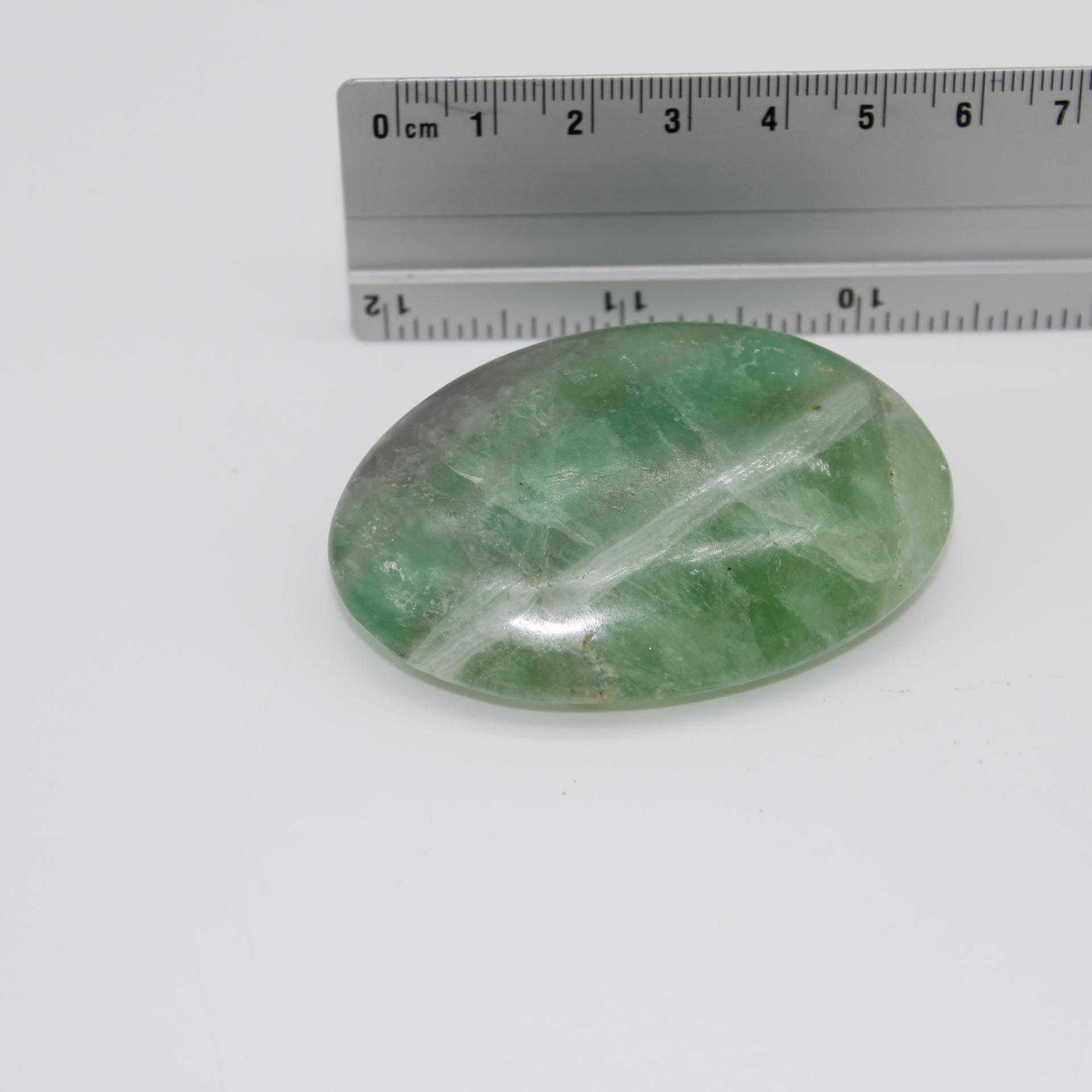 J81 galet fluorite verte 3 