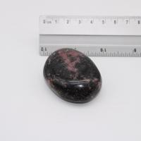 J90 galet rhodonite 3