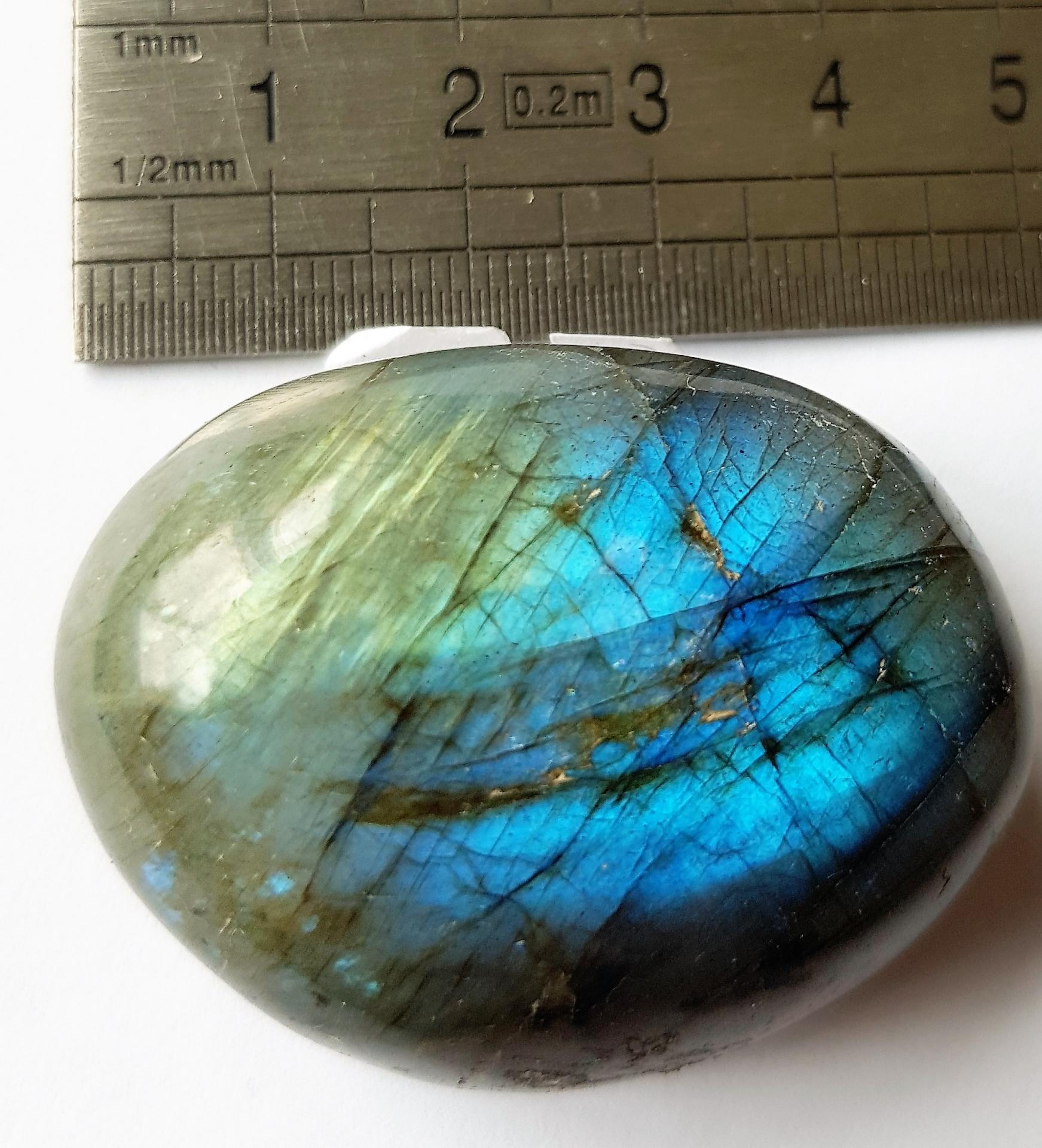 Labradorite 23