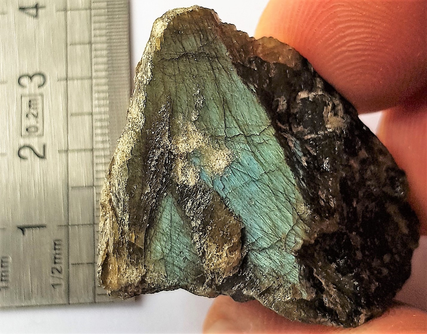 Labradorite 4