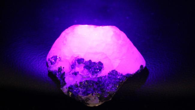 Minéraux UV