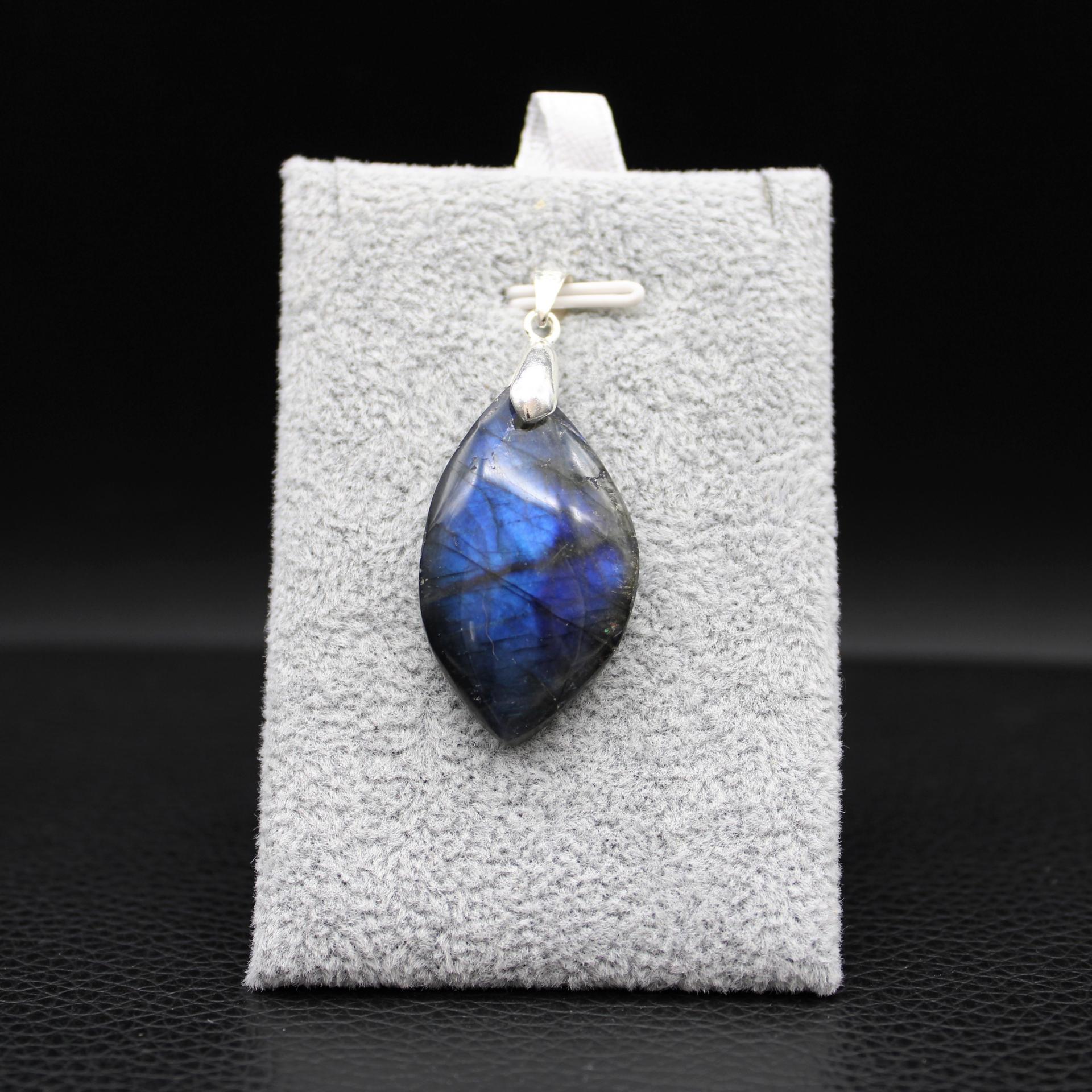 Pendentif pierre labradorite 47